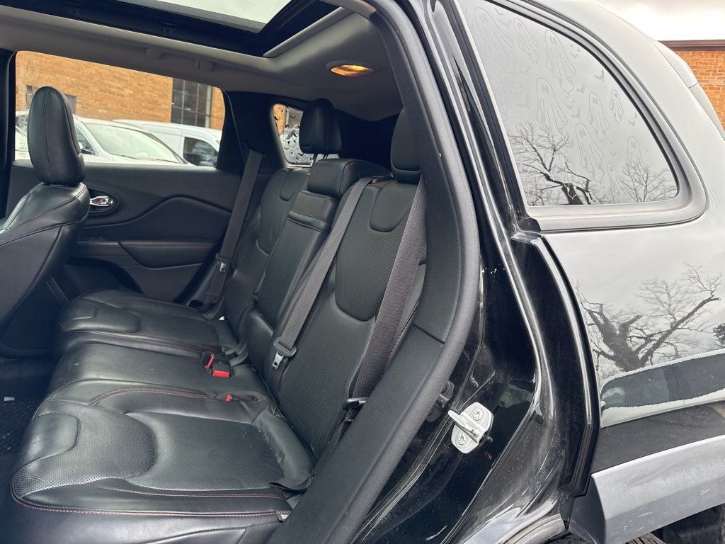 2015 Jeep Cherokee 4WD 4dr Trailhawk - 22962983 - 8