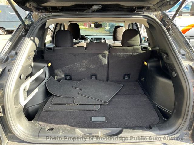 2015 Jeep Cherokee CHEROKEE LATITUDE - 22943277 - 9