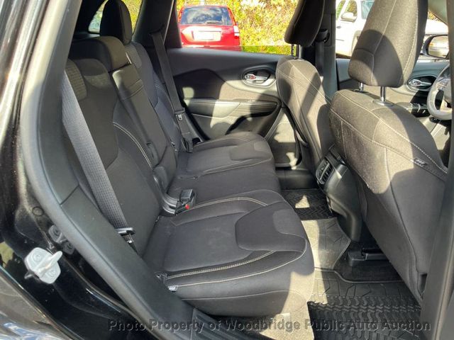 2015 Jeep Cherokee CHEROKEE LATITUDE - 22943277 - 7