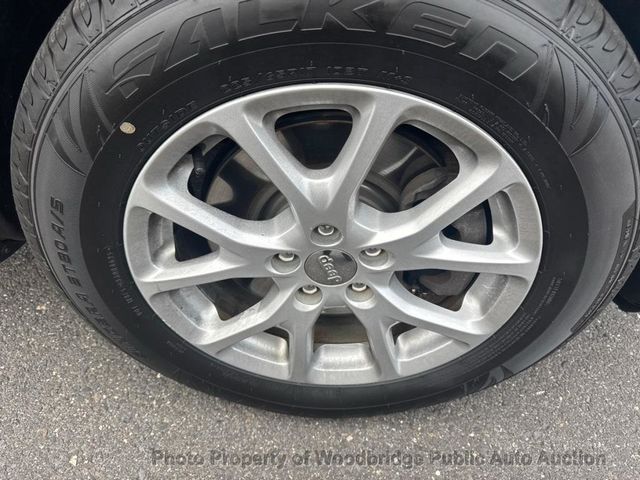 2015 Jeep Cherokee CHEROKEE LATITUDE - 23089766 - 13