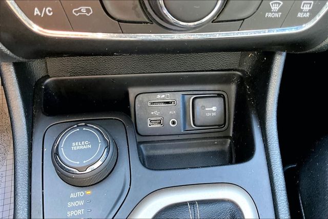 2015 Jeep Cherokee CHEROKEE LATITUDE - 23031492 - 24