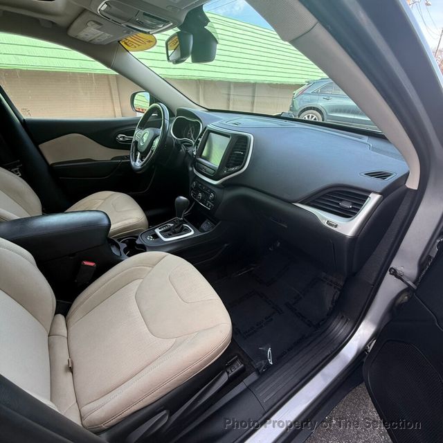 2015 Jeep Cherokee CHEROKEE LATITUDE W/PANO ROOF & COMFORT PKG - 22990666 - 36