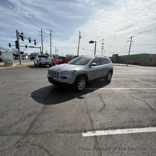 2015 Jeep Cherokee CHEROKEE LATITUDE W/PANO ROOF & COMFORT PKG - 22990666 - 5