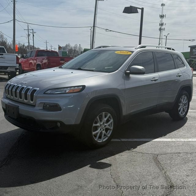2015 Jeep Cherokee CHEROKEE LATITUDE W/PANO ROOF & COMFORT PKG - 22990666 - 6