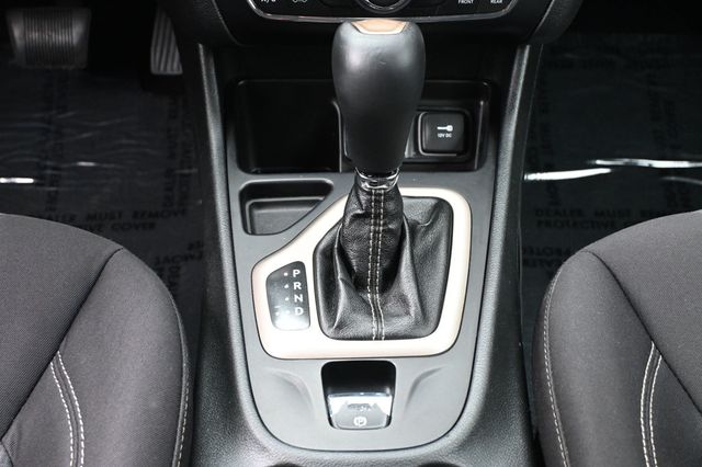 2015 Jeep Cherokee Latitude - 23027687 - 10