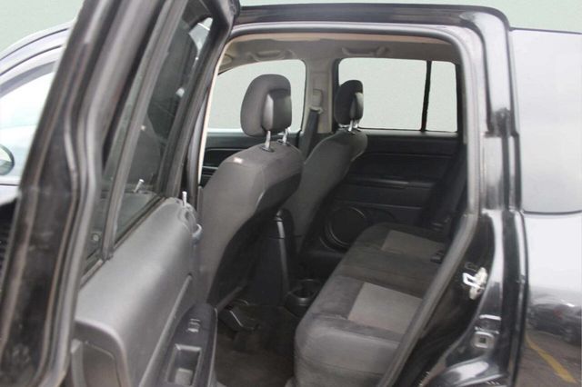 2015 Jeep Compass 4WD 4dr Altitude Edition - 23012847 - 5