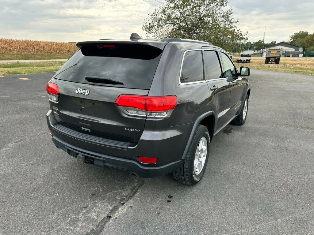 2015 Jeep Grand Cherokee Laredo photo 5