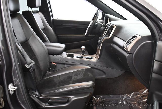 2015 Jeep Grand Cherokee 4WD 4dr Laredo Altitude - 22151317 - 18