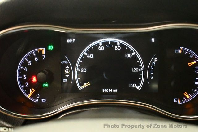 2015 Jeep Grand Cherokee 4WD 4dr Laredo Altitude - 22151317 - 33