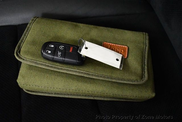 2015 Jeep Grand Cherokee 4WD 4dr Laredo Altitude - 22151317 - 42