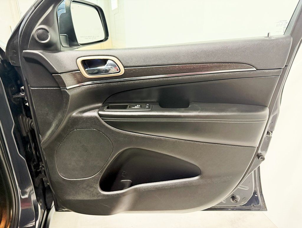 2015 Jeep Grand Cherokee 4WD 4dr Limited - 22905537 - 40