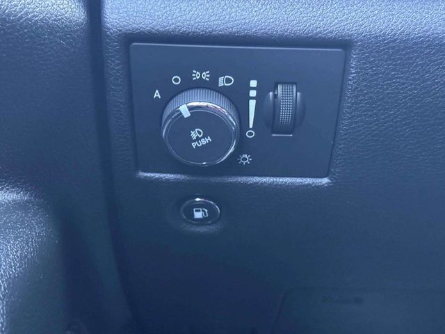2015 Jeep Grand Cherokee 4WD 4dr Limited - 23036129 - 28