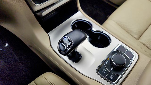 2015 Jeep Grand Cherokee 4WD 4dr Limited w/ Panoramic Sunroof, Leather & 8.4'' Touch Nav - 22998224 - 15