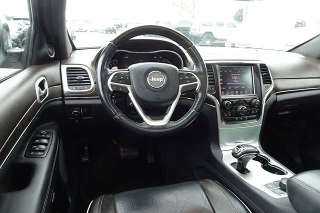 2015 Jeep Grand Cherokee 4WD 4dr Overland - 22931651 - 16