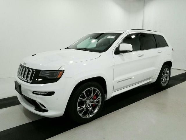 2015 Jeep Grand Cherokee 4WD 4dr SRT - 15400114 - 0