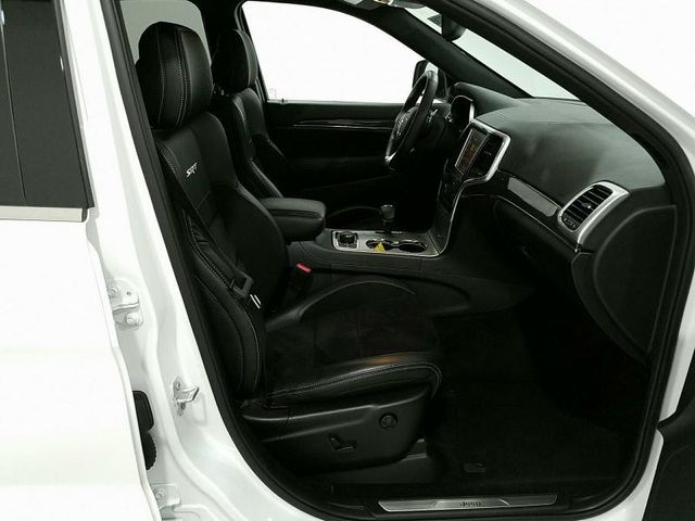 2015 Jeep Grand Cherokee 4WD 4dr SRT - 15400114 - 8