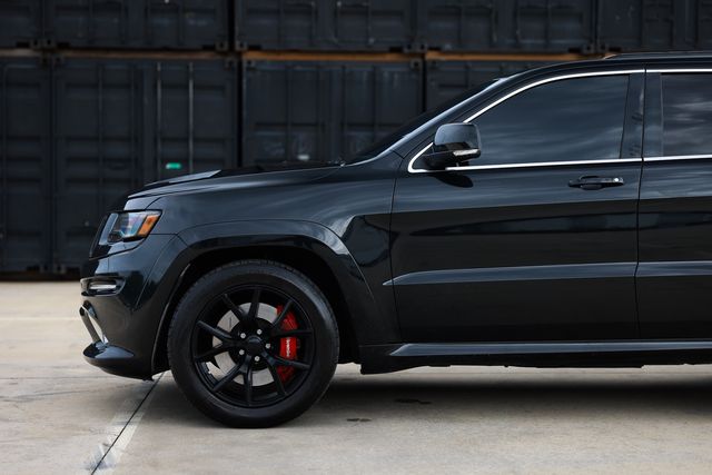 2015 Jeep Grand Cherokee 4WD 4dr SRT - 23079968 - 29