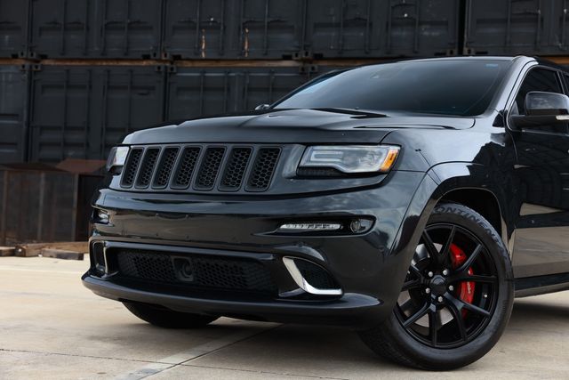 2015 Jeep Grand Cherokee 4WD 4dr SRT - 23079968 - 36