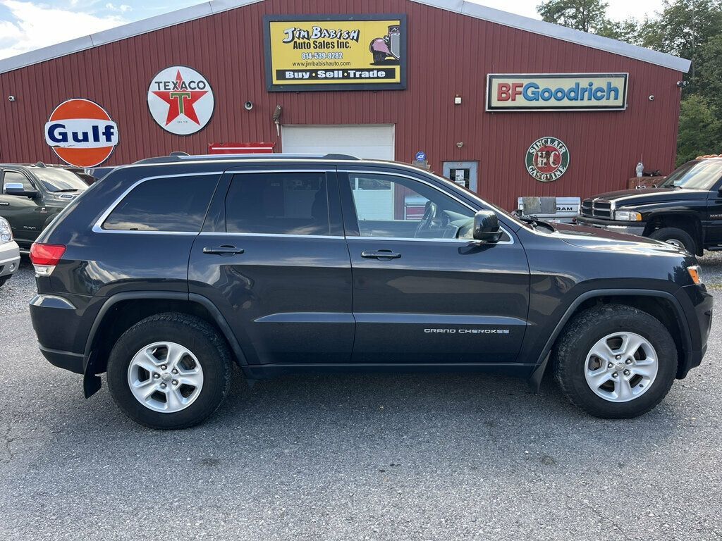 2015 Jeep Grand Cherokee Fuel Efficient Jeep Grand Cherokee Laredo 4x4 - 23070425 - 1