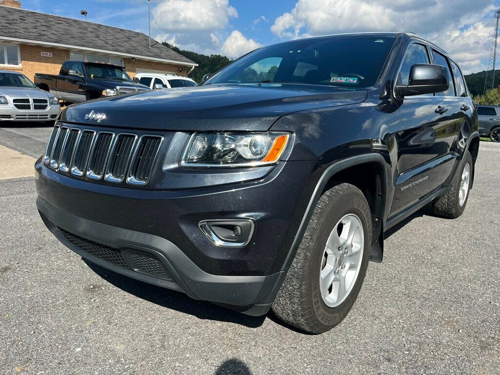 2015 Jeep Grand Cherokee Fuel Efficient Jeep Grand Cherokee Laredo 4x4 - 23070425 - 7