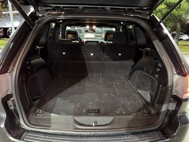 2015 Jeep Grand Cherokee Laredo - 22948548 - 10