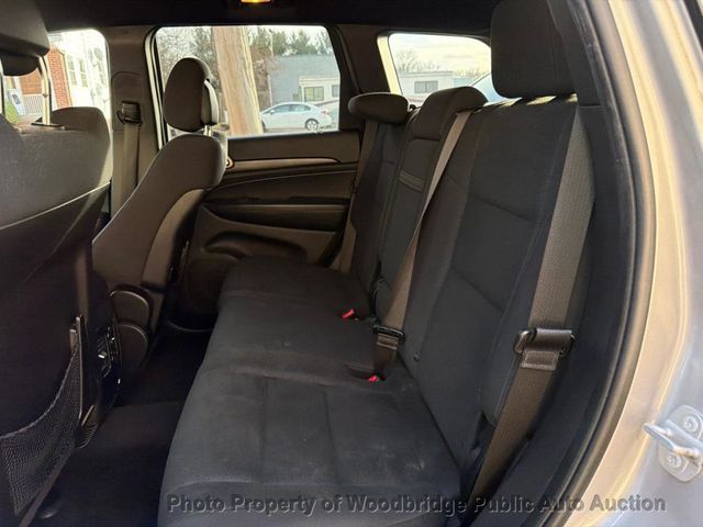 2015 Jeep Grand Cherokee Laredo - 22981049 - 9