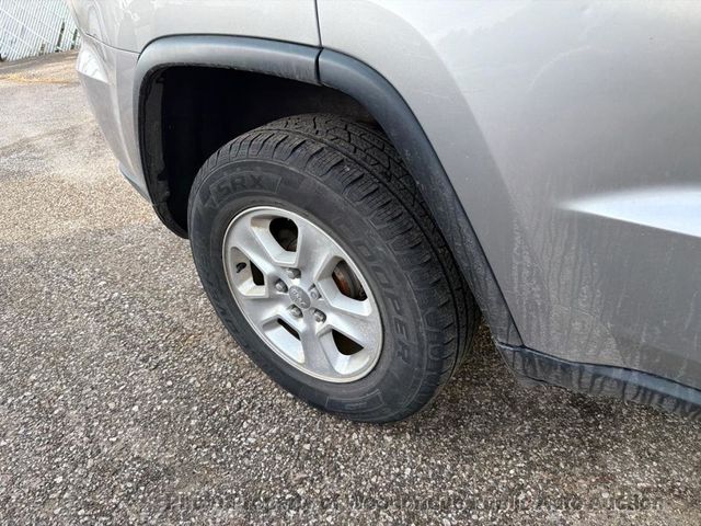 2015 Jeep Grand Cherokee Laredo - 22981049 - 14