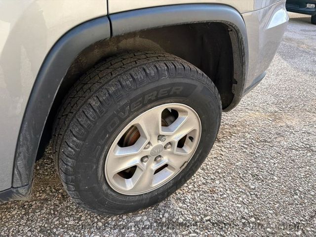 2015 Jeep Grand Cherokee Laredo - 22981049 - 25