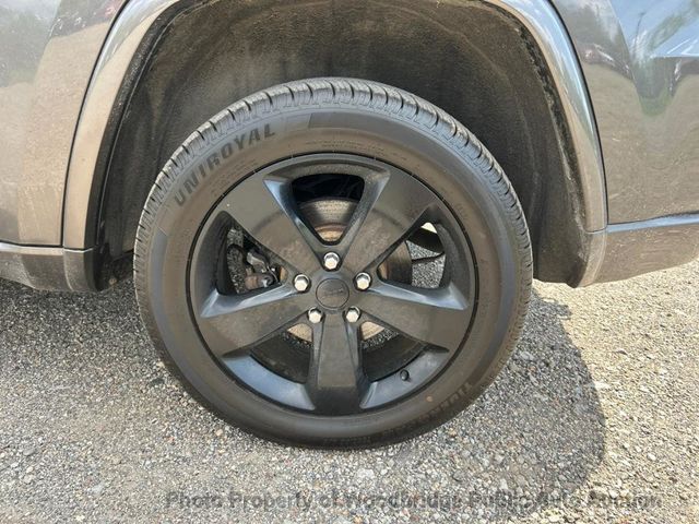 2015 Jeep Grand Cherokee Laredo - 23022076 - 14