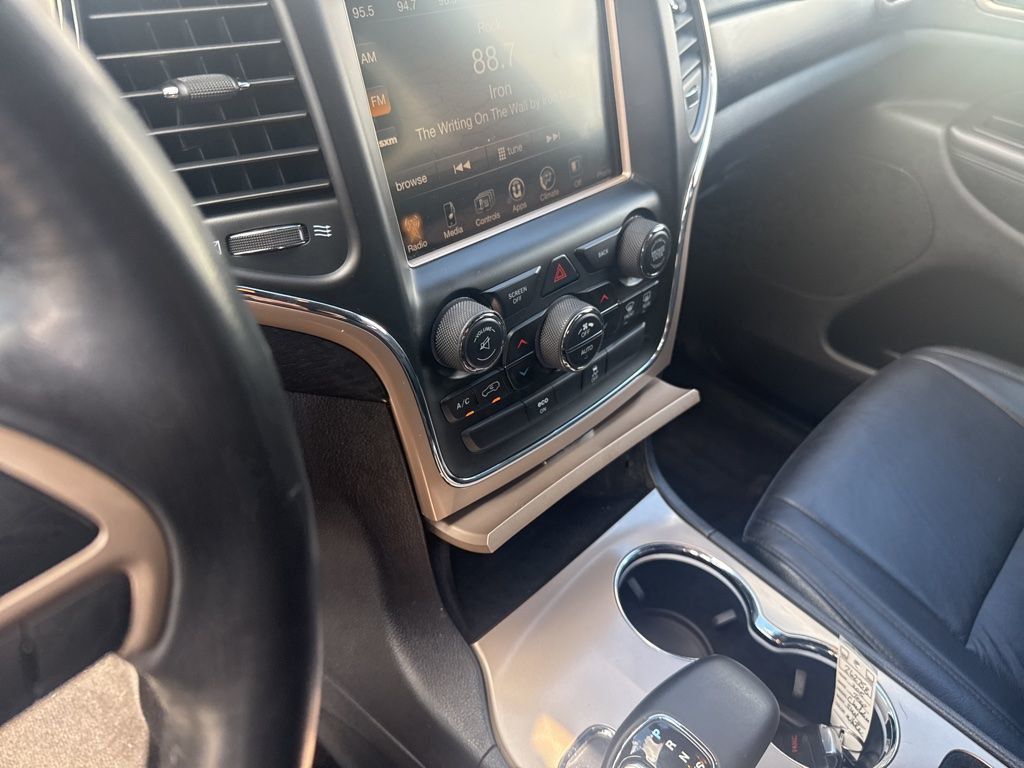 2015 Jeep Grand Cherokee Laredo - 23014549 - 9