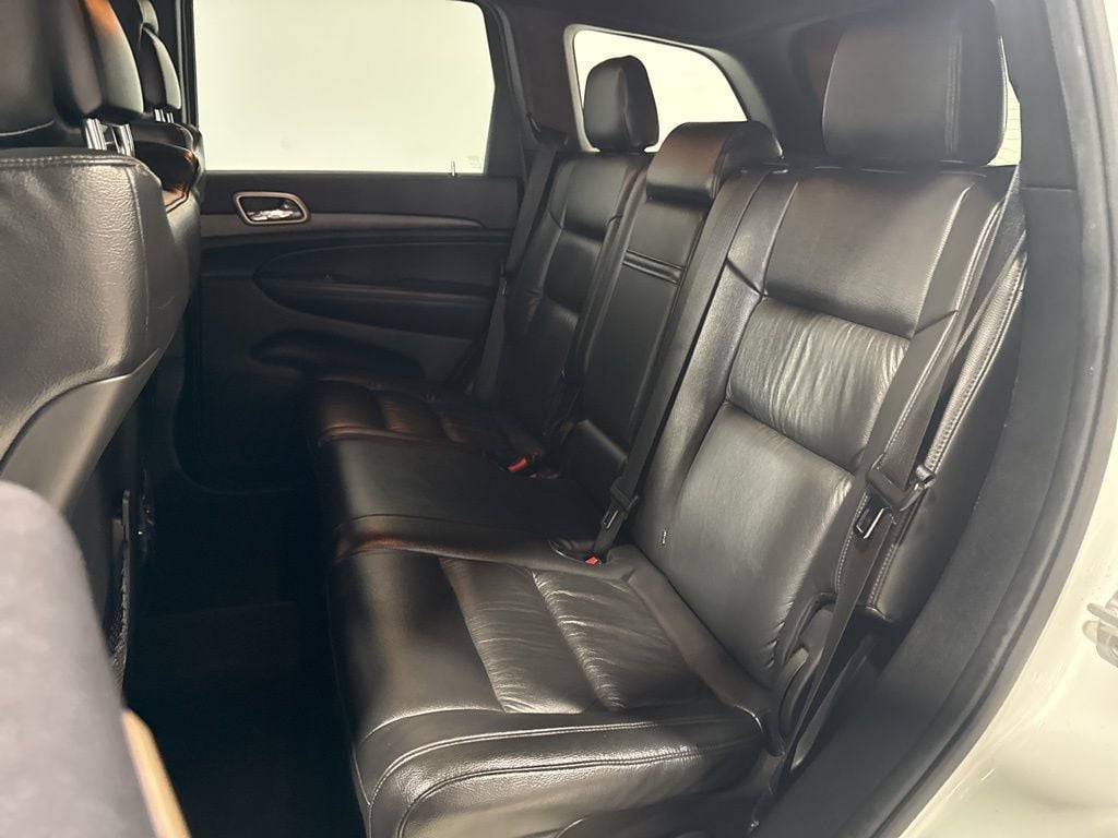 2015 Jeep Grand Cherokee Laredo - 23014549 - 32