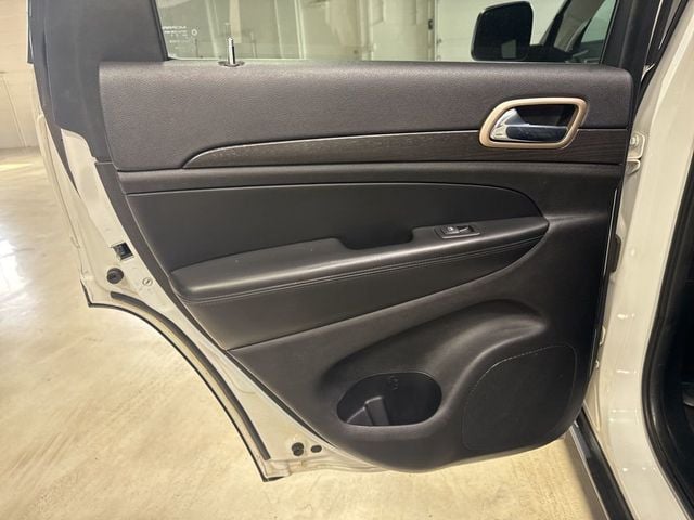 2015 Jeep Grand Cherokee Laredo - 23014549 - 34