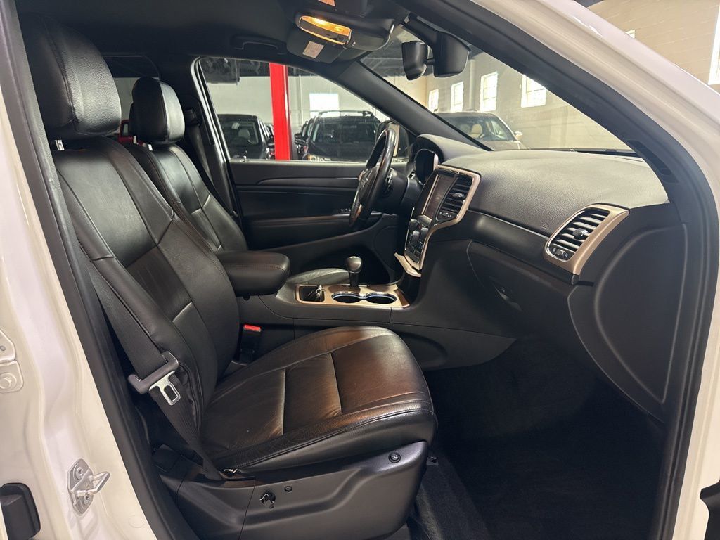 2015 Jeep Grand Cherokee Laredo - 23014549 - 41