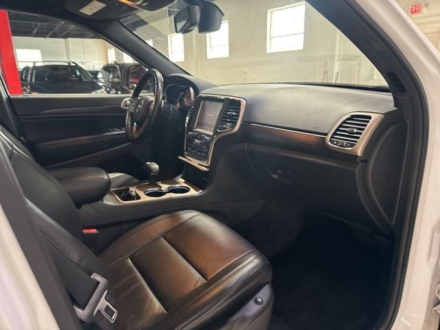 2015 Jeep Grand Cherokee Laredo - 23014549 - 42