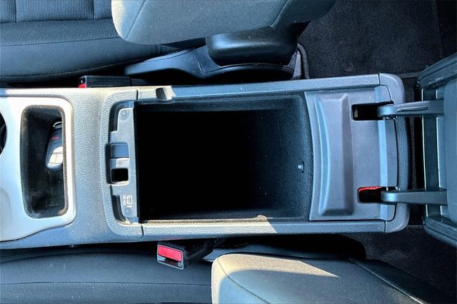 2015 Jeep Grand Cherokee Laredo - 22842157 - 26