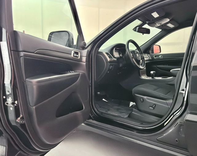 2015 Jeep Grand Cherokee Laredo 4WD - 22943998 - 15