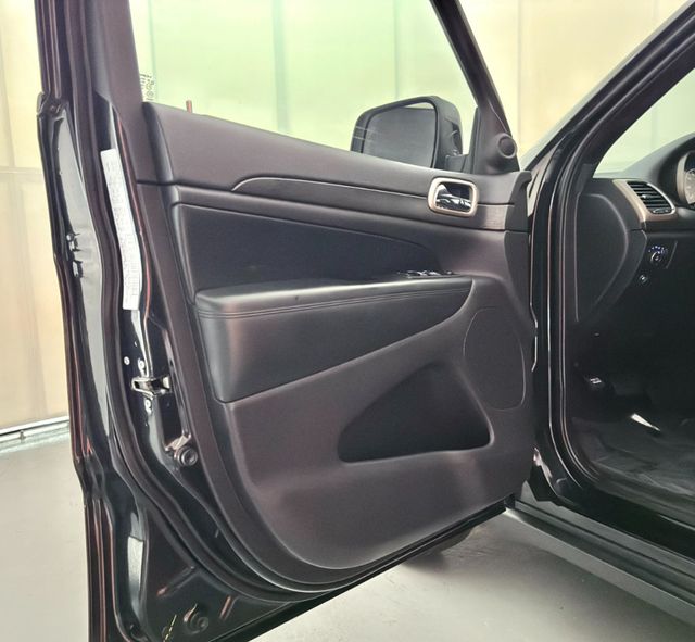 2015 Jeep Grand Cherokee Laredo 4WD - 22943998 - 16