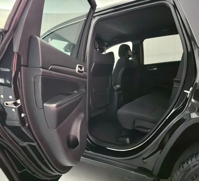 2015 Jeep Grand Cherokee Laredo 4WD - 22943998 - 20