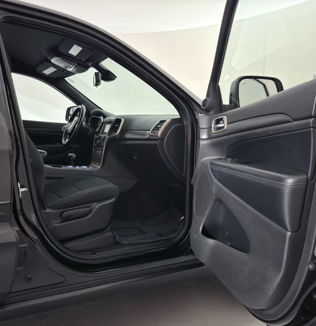 2015 Jeep Grand Cherokee Laredo 4WD - 22943998 - 22