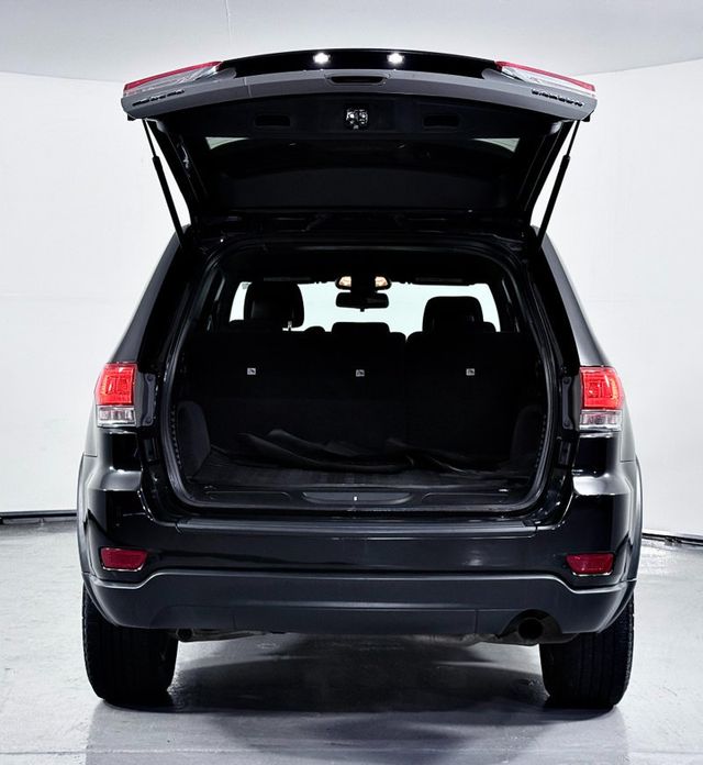 2015 Jeep Grand Cherokee Laredo 4WD - 22943998 - 39