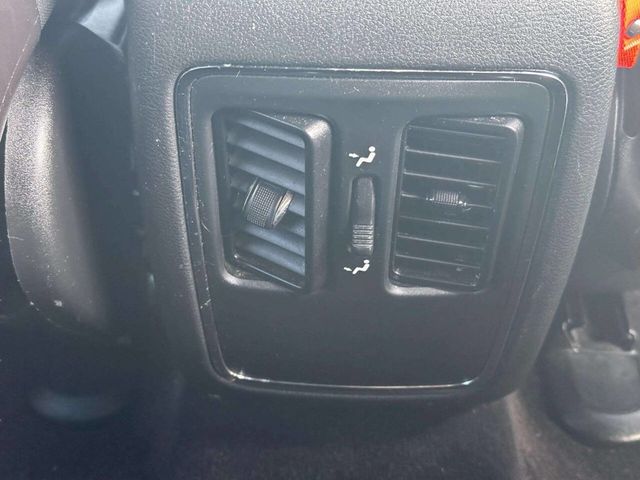 2015 Jeep Grand Cherokee Laredo 4x4 4dr SUV - 22961860 - 18