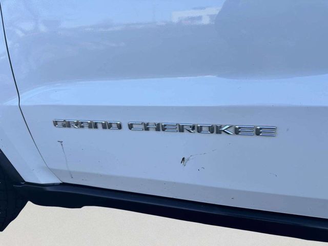 2015 Jeep Grand Cherokee Laredo 4x4 4dr SUV - 22961860 - 20