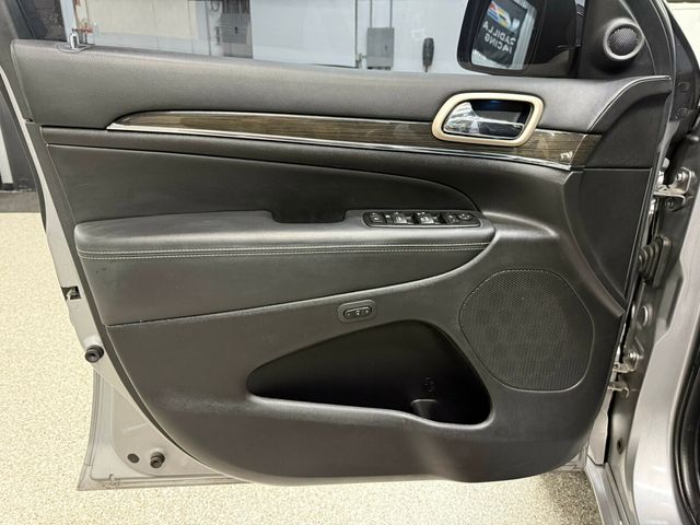 2015 Jeep Grand Cherokee Overland Pkg/Heated&Cooled Seats/Blind Spot Monitor/Pano Roof - 23055754 - 18