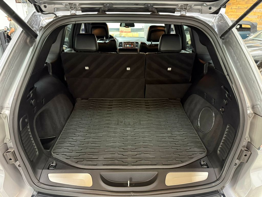 2015 Jeep Grand Cherokee Overland Pkg/Heated&Cooled Seats/Blind Spot Monitor/Pano Roof - 23055754 - 25