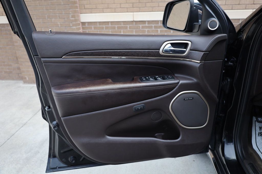 2015 Jeep Grand Cherokee Summit photo 10