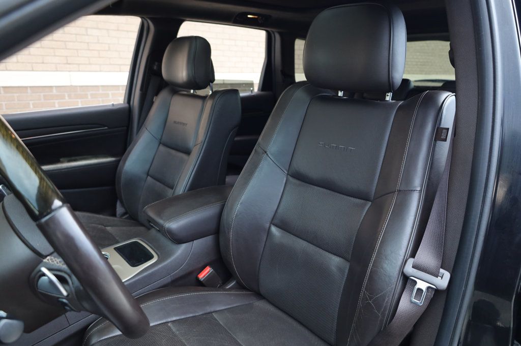 2015 Jeep Grand Cherokee Summit photo 13