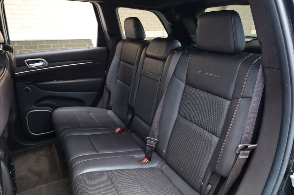 2015 Jeep Grand Cherokee Summit photo 16