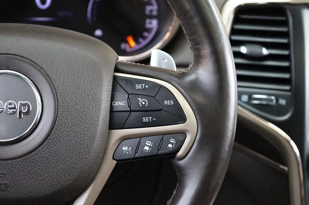 2015 Jeep Grand Cherokee Summit photo 30