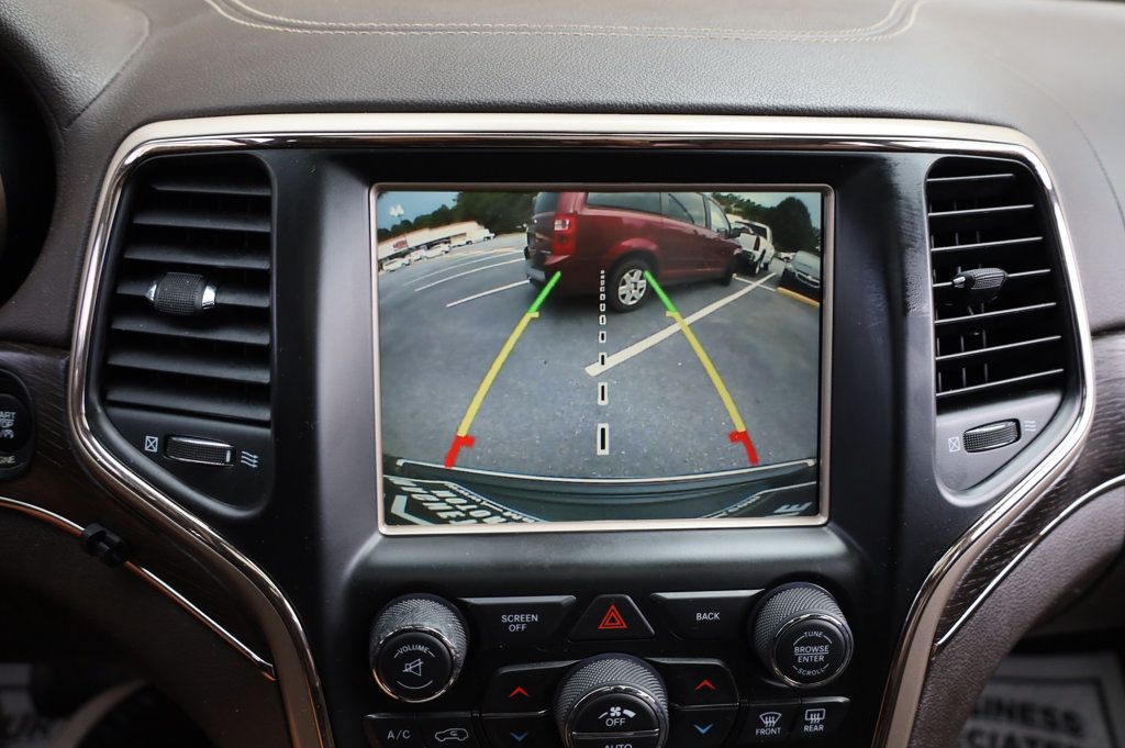 2015 Jeep Grand Cherokee Summit photo 35