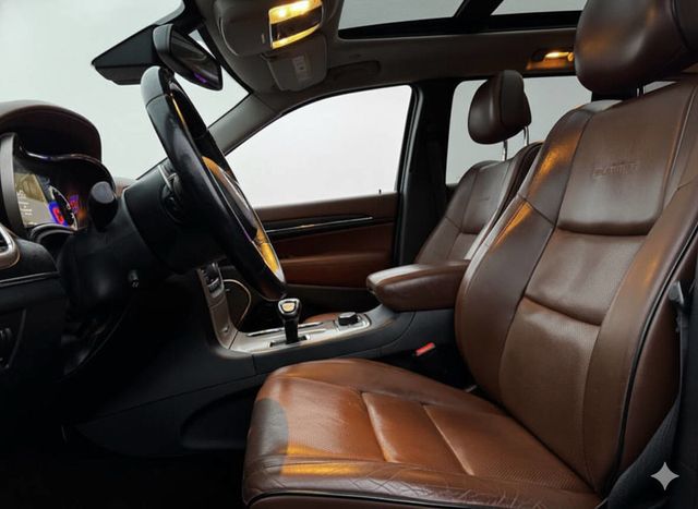 2015 Jeep Grand Cherokee Summit 4x4 4dr SUV - 22947277 - 10